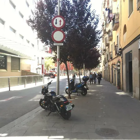 Sant Josep Oriol, 17 *